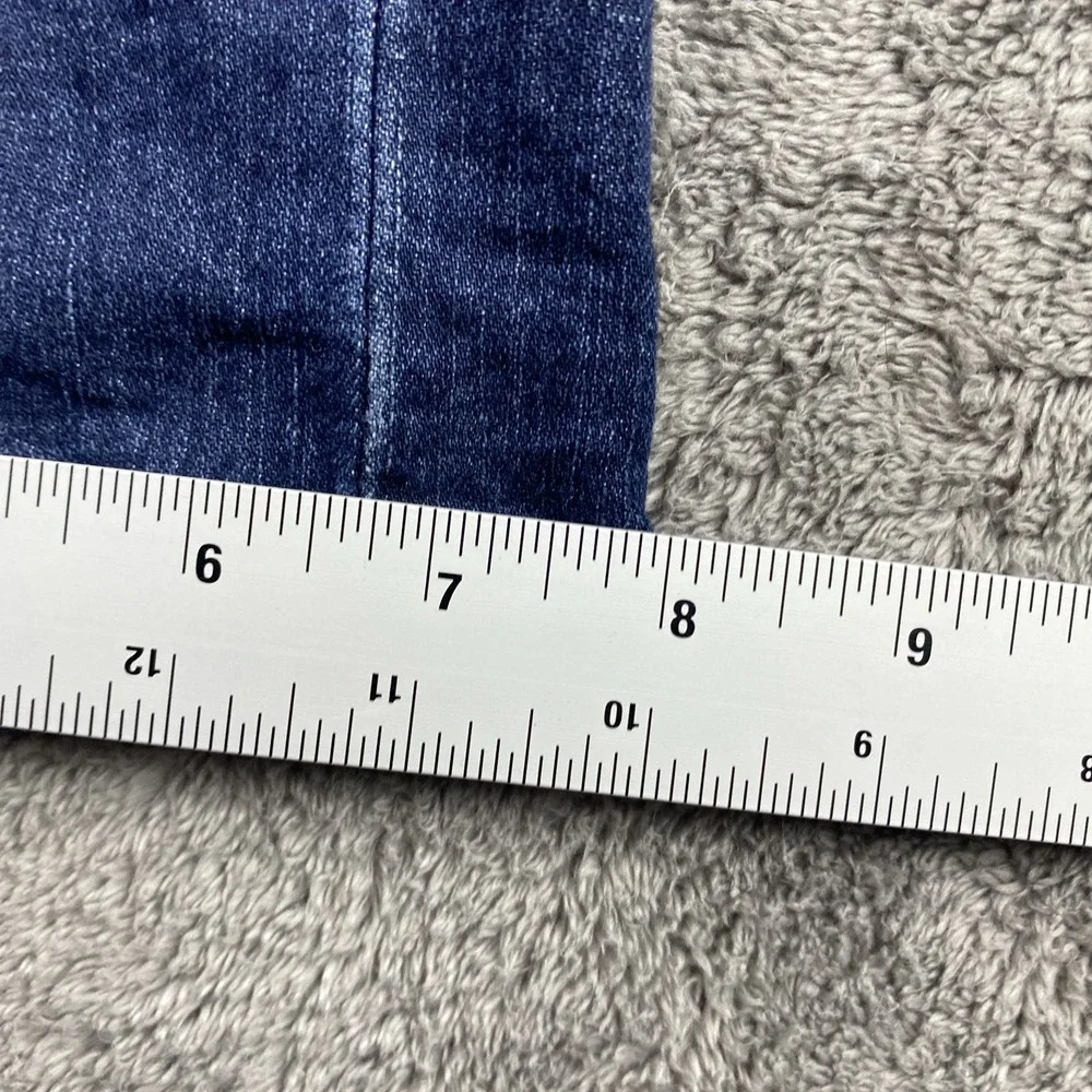 Lee Relaxed Fit Straight Leg Mid-Rise Women Size 32x28 Dark Denim‎ Blue Jean